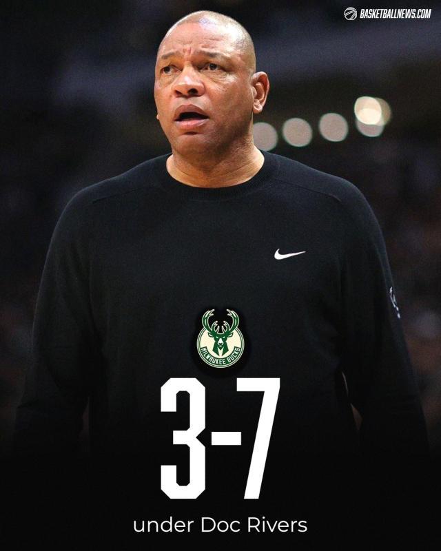 1708066075941045937.jpg 灰熊10人缺阵仍力克雄鹿!里弗斯发动“甩锅”技能